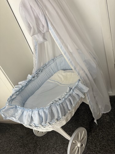Beautiful blue and white moses - blue,